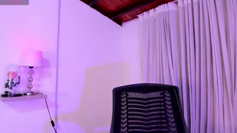 Luisa online show from 03-11-25, 12:54