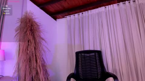 Luisa online show from 11-13-25, 01:15