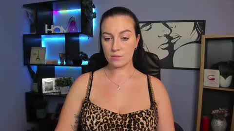 Amanda online show from 02-05-25, 02:26