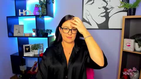 Snapshot of amanda_burn chatting on 02-19-26, 03:41 Amanda online show from 02-19-26, 03:41