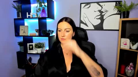 Snapshot of amanda_burn chatting on 03-17-26, 06:33 Amanda online show from 03-17-26, 06:33