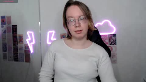 Snapshot of amanda_butlerr chatting on 04-11-26, 11:14 Hi im Amanda online show from 04-11-26, 11:14