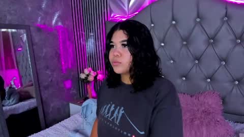 Amanda Moore online show from 05-06-26, 03:35
