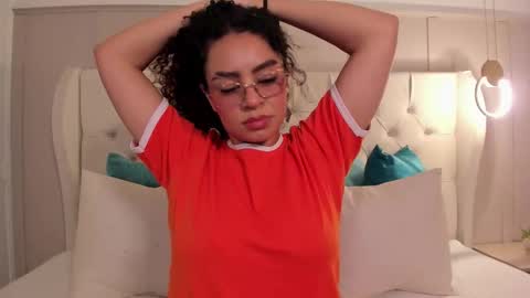 Amanda Rios online show from 05-13-26, 09:44