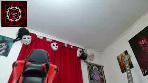 Amanda Valeska online show from 09-11-25, 05:02