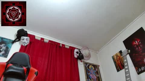 Amanda Valeska online show from 11-20-25, 05:45