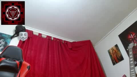 Amanda Valeska online show from 12-15-25, 06:01