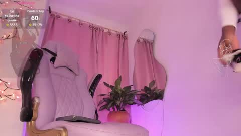Snapshot of amandaa_fox_ chatting on 06-02-26, 05:04 amandaa_fox_ online show from 06-02-26, 05:04