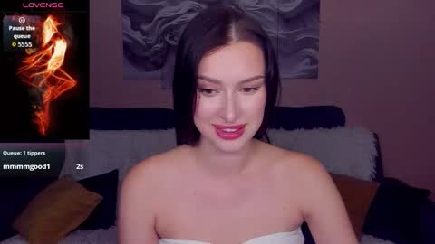 Snapshot of amandaair chatting on 11-09-25, 09:35 AmandaAir online show from 11-09-25, 09:35