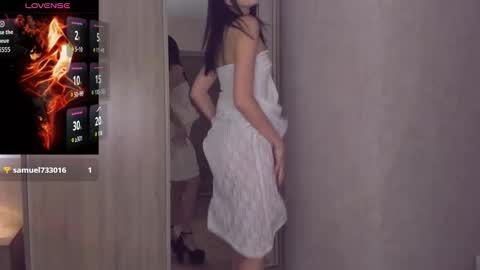 Snapshot of amandaair chatting on 11-28-25, 09:28 AmandaAir online show from 11-28-25, 09:28