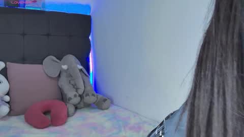 Amanda online show from 03-09-25, 03:22