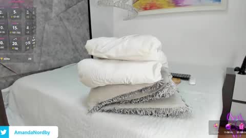Miss Amanda online show from 02-08-25, 01:32