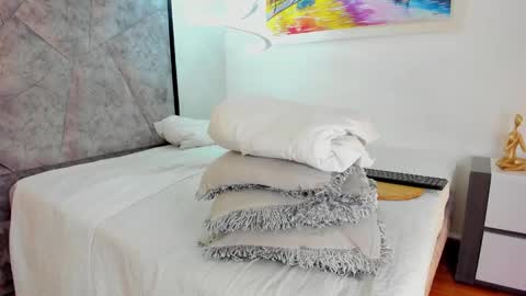 Miss Amanda online show from 02-28-25, 01:47