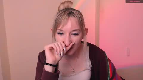 Amanda online show from 05-06-26, 06:52
