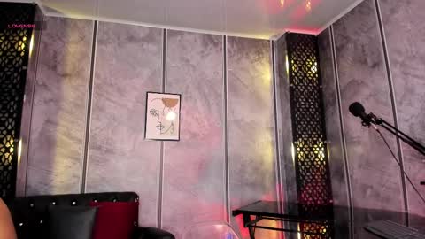 Amara Lewis online show from 03-05-25, 12:11