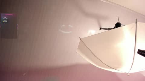 Amara Lewis online show from 09-19-25, 12:17