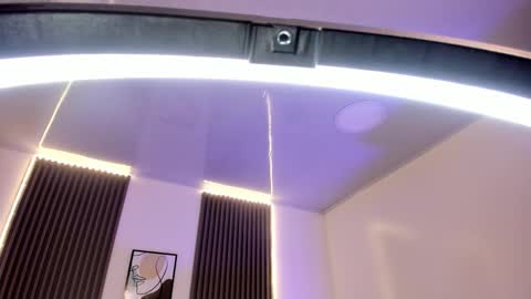 Amara Lewis online show from 09-29-25, 12:21