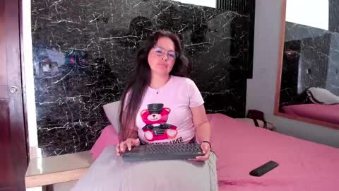 amara_luxe online show from 10-02-25, 08:05