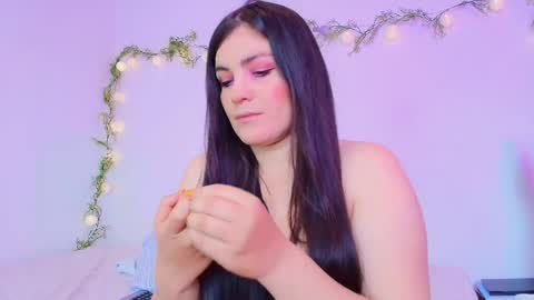 Snapshot of amara_vega chatting on 04-16-26, 01:01 Amara Vega online show from 04-16-26, 01:01