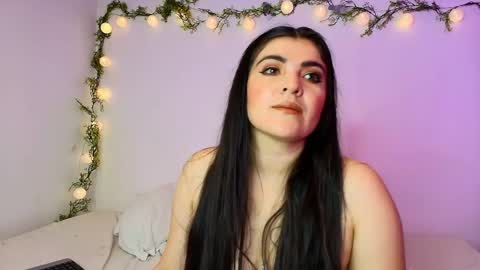 Snapshot of amara_vega chatting on 04-24-26, 10:39 Amara Vega online show from 04-24-26, 10:39