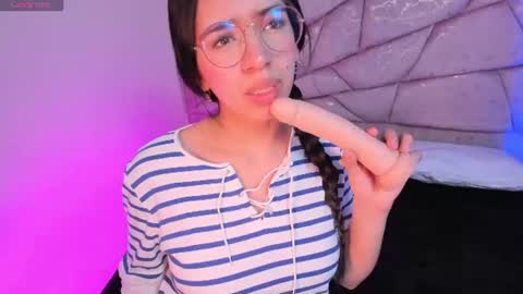 amara velle  online show from 06-11-26, 01:20