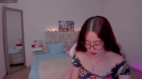 amaraa_couper1 online show from 03-17-26, 03:44