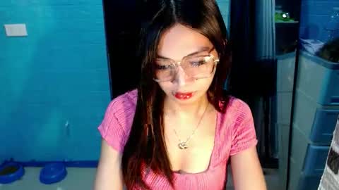 BELLA online show from 02-22-26, 01:42