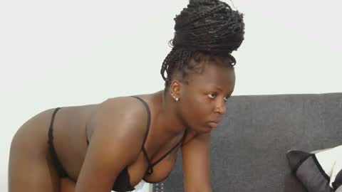 ebony-candie online show from 04-21-26, 06:55