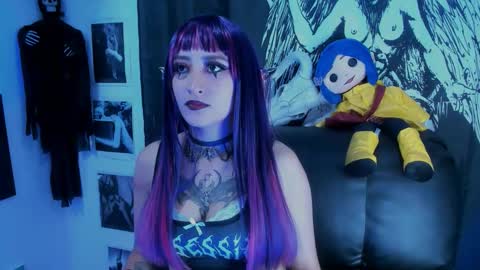 Snapshot of amaracooper2 chatting on 10-10-25, 01:10 amaracooper2 online show from 10-10-25, 01:10