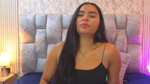 amarahanks_ online show from 11-19-25, 07:25