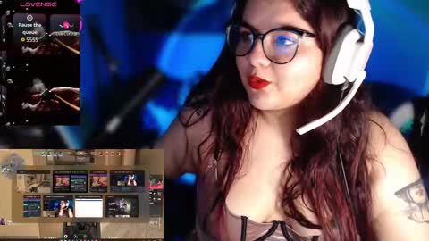 Snapshot of amaralof chatting on 11-13-25, 08:08 amaralof online show from 11-13-25, 08:08