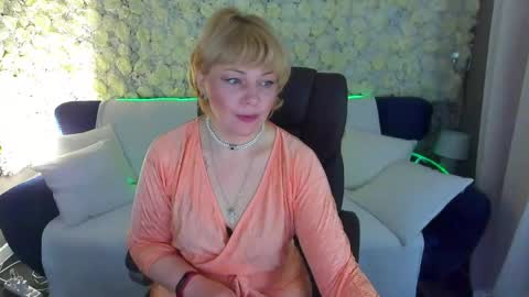 Sofia online show from 05-10-26, 06:57