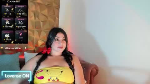 Snapshot of amarantha_naughty chatting on 10-31-25, 01:39 Amarantha online show from 10-31-25, 01:39