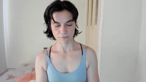 Snapshot of amaranthaajames chatting on 12-15-25, 08:35 Amarantha online show from 12-15-25, 08:35