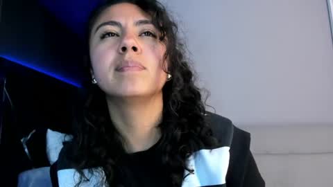 Emily online show from 06-18-26, 09:41