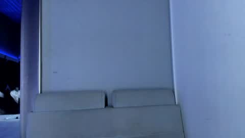 Emily online show from 06-25-26, 04:45