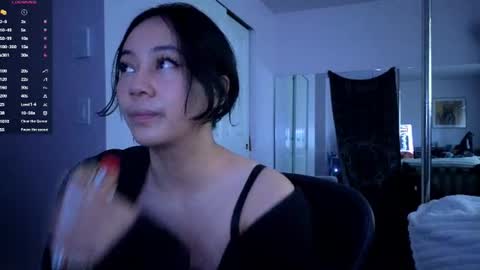 Snapshot of amateuroras chatting on 06-08-26, 02:34 leash online show from 06-08-26, 02:34
