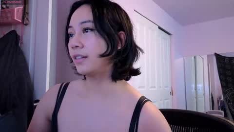 Snapshot of amateuroras chatting on 06-10-26, 01:06 leash online show from 06-10-26, 01:06