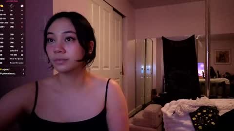 Snapshot of amateuroras chatting on 06-16-26, 04:48 leash online show from 06-16-26, 04:48