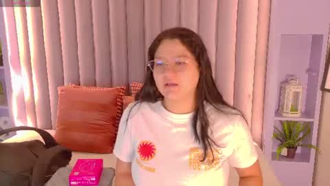 Snapshot of amatistasky__ chatting on 06-18-26, 11:25 AMATISTA online show from 06-18-26, 11:25