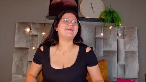 Snapshot of amatistasky__ chatting on 06-27-26, 10:31 AMATISTA online show from 06-27-26, 10:31