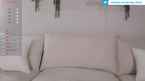 amaya_floress online show from 10-28-25, 05:11