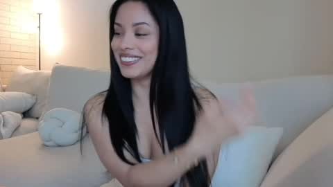 Snapshot of amaya_floress chatting on 04-24-26, 12:51 amaya_floress online show from 04-24-26, 12:51