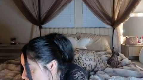 amaya_floress online show from 07-24-26, 04:10