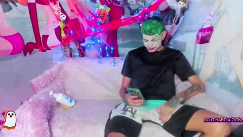 Gaby online show from 10-31-25, 07:59