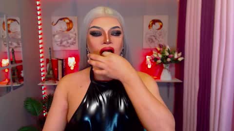 MISS JAZMINE QUEEN OF HELLFIRE online show from 01-07-25, 01:35