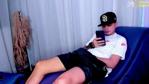 3some HORNY KIMGOOD GIRL LOOKING TO EXPERIENCE ALL KINDS OF SHOW online show from 10-10-25, 07:35