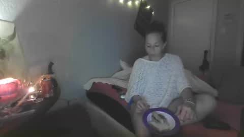amazinlee69 online show from 09-22-25, 08:27