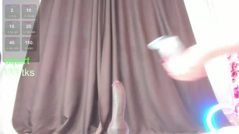 Snapshot of amazongirls chatting on 02-14-25, 07:28 Im Mandy and I love to play in public and do crazy in PVT online show from 02-14-25, 07:28