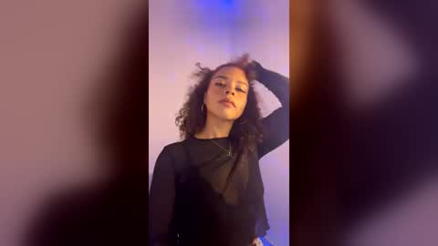 Snapshot of amazoniacaramel chatting on 07-01-26, 02:35 Sonie online show from 07-01-26, 02:35